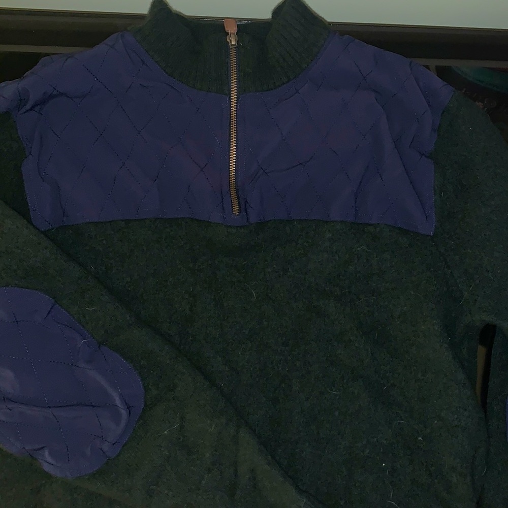 Vineyard Vines Wool Q zip